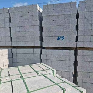 曲靖 路沿石，路侧石-尺寸标准、颜色均匀