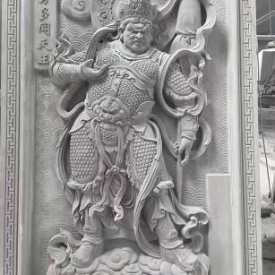 曲靖 芝麻灰花岗岩人物雕刻——多闻天王