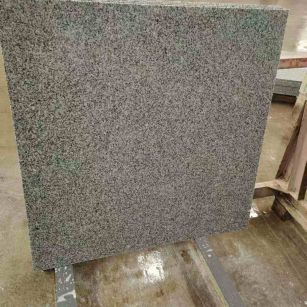 曲靖 芝麻白光面900*900，高地铁标准