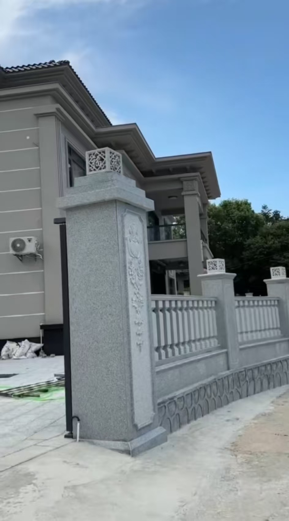 曲靖 芝麻白别墅围墙栏杆，私人订制