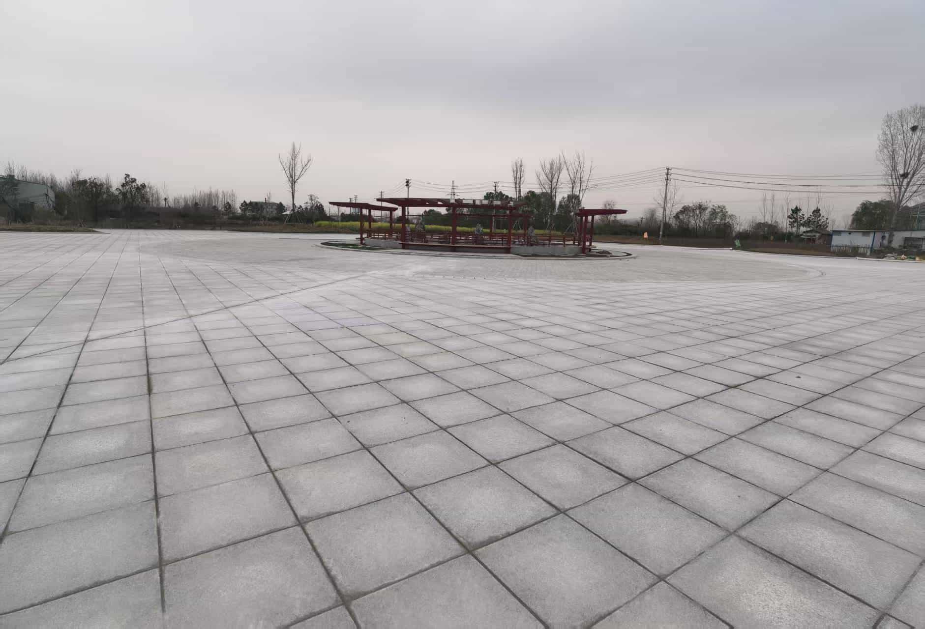 曲靖 芝麻白火烧面-公园广场地铺效果