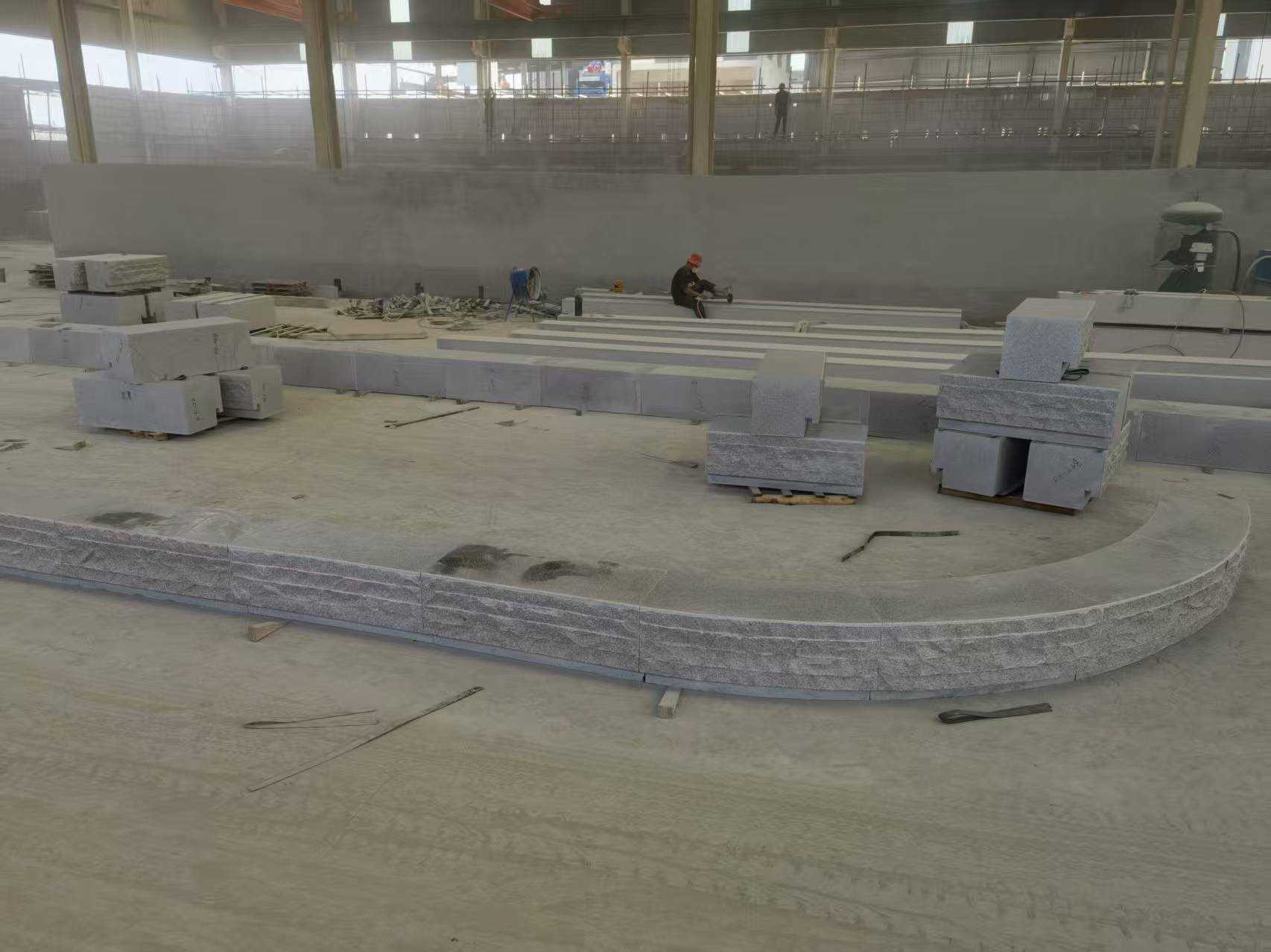 曲靖 芝麻白整石坐凳（光面+自然面）